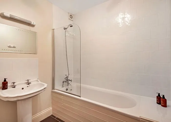 Finest Retreats - Loxley House Holiday home