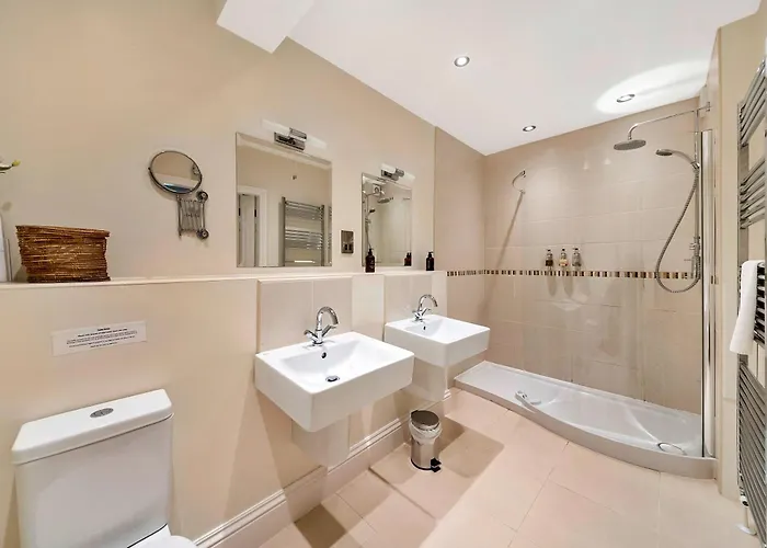 Finest Retreats - Loxley House Holiday home