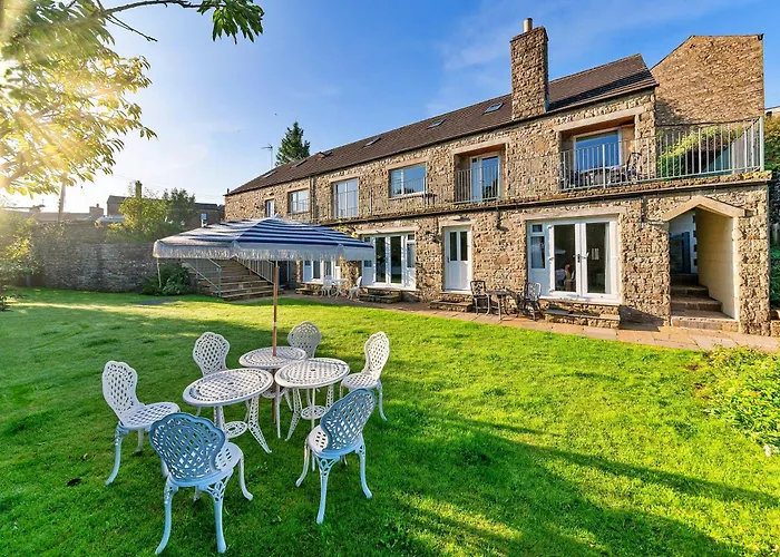 Finest Retreats - Loxley House Holiday home