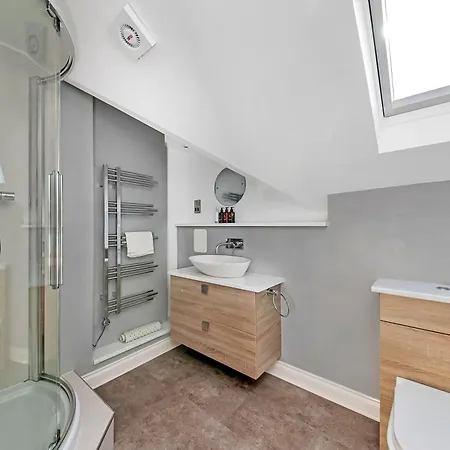 Finest Retreats - Loxley House *