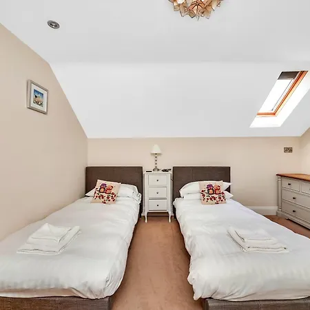 Casa de Férias Finest Retreats - Loxley House